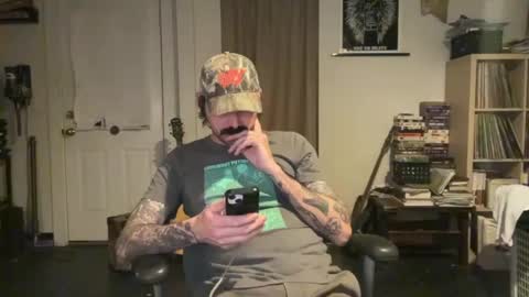 Snapshot of cantleavethehouse chatting on 02-16-25, 07:15 cantleavethehouse online show from 02-16-25, 07:15