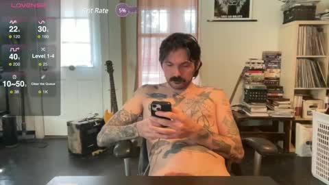 Snapshot of cantleavethehouse chatting on 02-20-25, 08:36 cantleavethehouse online show from 02-20-25, 08:36