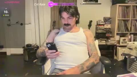 Snapshot of cantleavethehouse chatting on 03-04-25, 02:17 cantleavethehouse online show from 03-04-25, 02:17