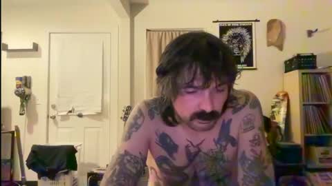 Snapshot of cantleavethehouse chatting on 09-25-25, 08:40 cantleavethehouse online show from 09-25-25, 08:40