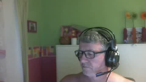 Snapshot of capitaine1959 chatting on 07-14-26, 02:05 capitaine1959 online show from 07-14-26, 02:05