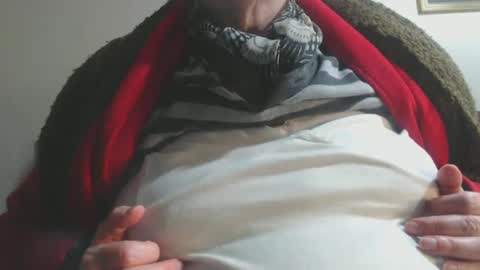 Snapshot of capitanfuturo44 chatting on 02-27-25, 03:26 Cinzia ex regina online show from 02-27-25, 03:26