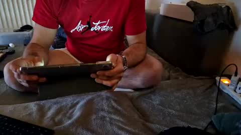 Snapshot of capoo24 chatting on 12-25-24, 02:03 capoo24 online show from 12-25-24, 02:03