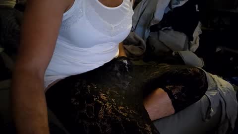 Snapshot of capoo24 chatting on 10-08-25, 02:09 capoo24 online show from 10-08-25, 02:09