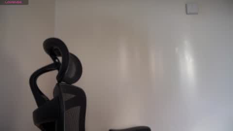 Emma online show from 01-27-25, 12:37