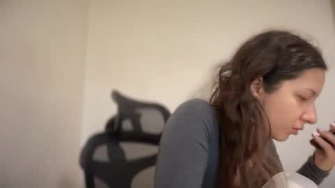 Emma online show from 11-05-25, 06:35