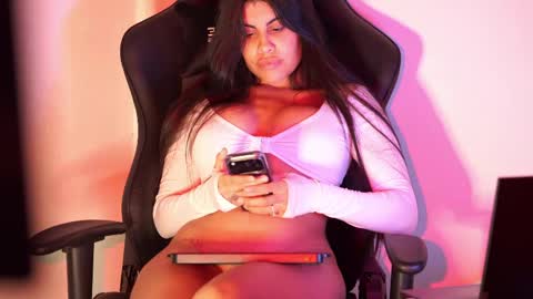 Miyah online show from 05-27-26, 03:58