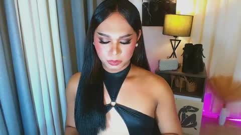 Snapshot of caprize_diva chatting on 07-07-26, 02:25 caprize_diva online show from 07-07-26, 02:25