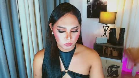Snapshot of caprize_diva chatting on 07-10-26, 02:49 caprize_diva online show from 07-10-26, 02:49
