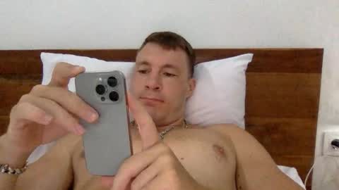 follow my twitter  online show from 09-19-25, 06:04