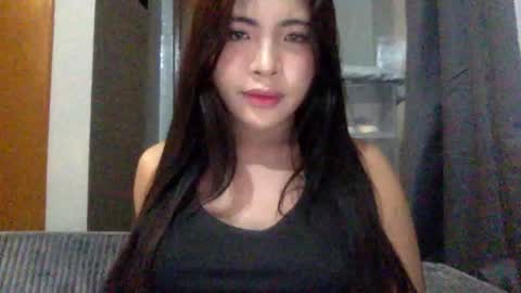 Yumi Aera online show from 07-21-26, 09:39