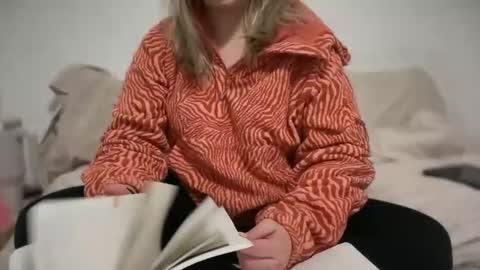 Snapshot of carabou11 chatting on 02-23-26, 02:53 Cara Bou online show from 02-23-26, 02:53