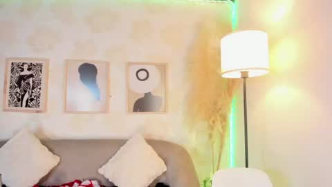 caramel_kiss_ online show from 06-19-26, 12:20