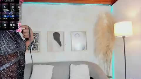 caramel_kiss_ online show from 06-25-26, 12:31