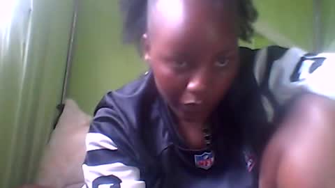 Snapshot of caramelbetty chatting on 06-23-26, 10:24 Betty online show from 06-23-26, 10:24