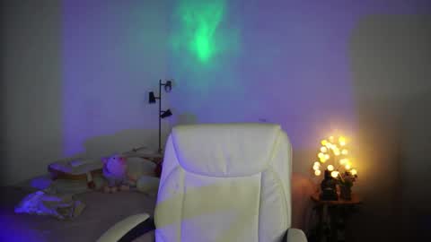 Snapshot of caramelo_xox chatting on 03-07-25, 09:07 online show from 03-07-25, 09:07