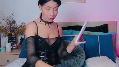 Snapshot of cardi_sin chatting on 05-06-26, 07:13 cardi_sin online show from 05-06-26, 07:13