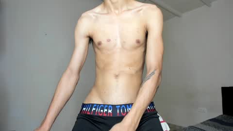 Carlos and Cristian  online show from 01-09-25, 01:18