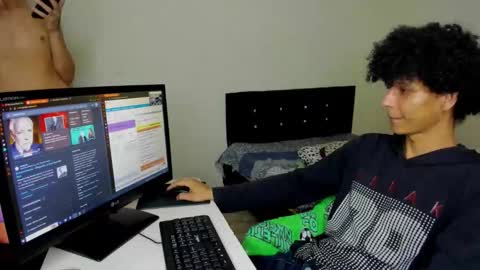 Carlos and Cristian  online show from 09-17-25, 06:04