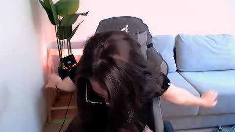 Mary online show from 09-10-25, 06:35