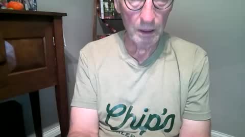 Caressluving online show from 10-20-25, 03:18