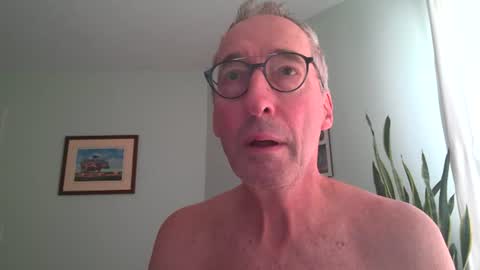 Snapshot of caressluving chatting on 07-26-26, 01:51 Caressluving online show from 07-26-26, 01:51
