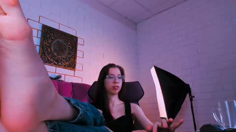 Snapshot of careyjonas chatting on 01-10-26, 02:08 careyjonas online show from 01-10-26, 02:08