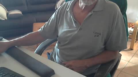 Snapshot of cargo69 chatting on 06-20-26, 04:10 cargo69 online show from 06-20-26, 04:10