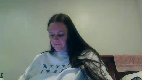 Snapshot of carinabro10 chatting on 10-22-25, 11:43 carinabro10 online show from 10-22-25, 11:43