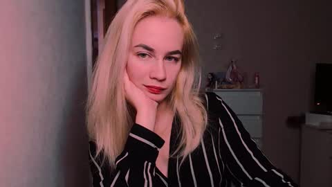 Carin online show from 10-10-25, 10:31