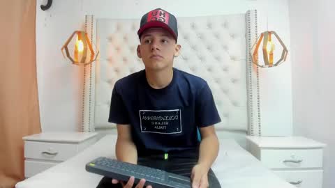 Snapshot of carl_west2 chatting on 06-08-26, 02:17 CARL online show from 06-08-26, 02:17