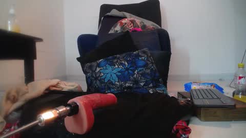 carla_prestige online show from 01-11-25, 10:18