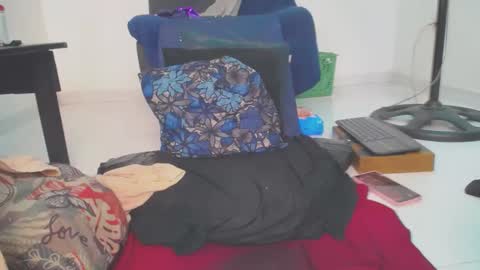 carla_prestige online show from 02-12-25, 05:26