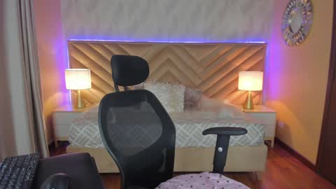 Carla Santini online show from 01-13-25, 10:45