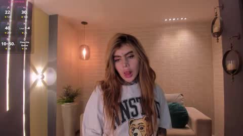 Snapshot of carlabrunni_ chatting on 11-30-25, 11:14 Carla Bunnis online show from 11-30-25, 11:14