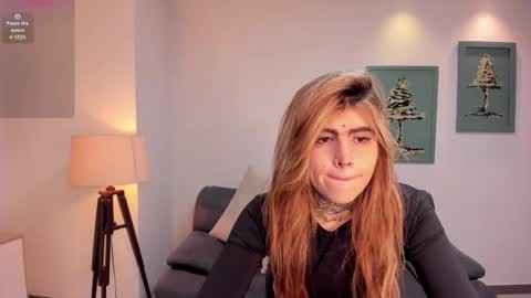 Snapshot of carlabrunni_ chatting on 12-03-25, 12:14 Carla Bunnis online show from 12-03-25, 12:14