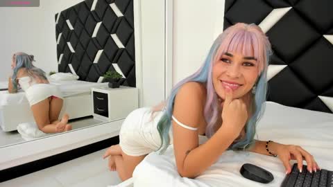 Carla Linares online show from 06-03-26, 02:33