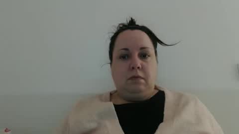 Snapshot of carlaruth chatting on 01-09-26, 05:26 Carlaruth online show from 01-09-26, 05:26