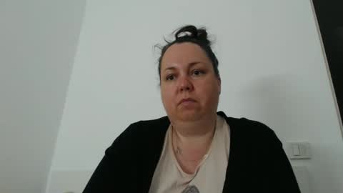 Snapshot of carlaruth chatting on 04-10-26, 02:50 Carlaruth online show from 04-10-26, 02:50