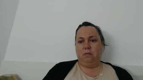 Snapshot of carlaruth chatting on 04-12-26, 04:17 Carlaruth online show from 04-12-26, 04:17