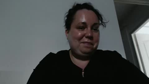 Snapshot of carlaruth chatting on 04-19-26, 04:17 Carlaruth online show from 04-19-26, 04:17