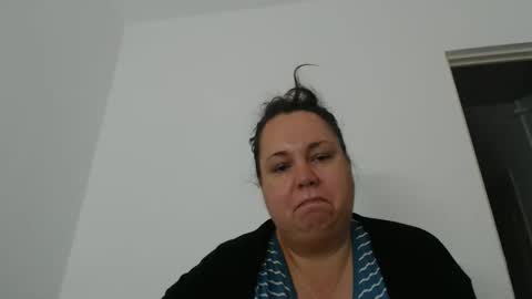 Snapshot of carlaruth chatting on 04-26-26, 02:31 Carlaruth online show from 04-26-26, 02:31
