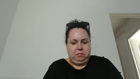 Snapshot of carlaruth chatting on 05-09-26, 10:31 Carlaruth online show from 05-09-26, 10:31