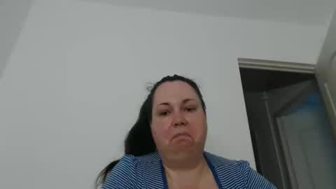 Snapshot of carlaruth chatting on 05-27-26, 02:19 Carlaruth online show from 05-27-26, 02:19