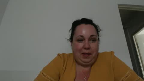 Snapshot of carlaruth chatting on 05-29-26, 04:38 Carlaruth online show from 05-29-26, 04:38