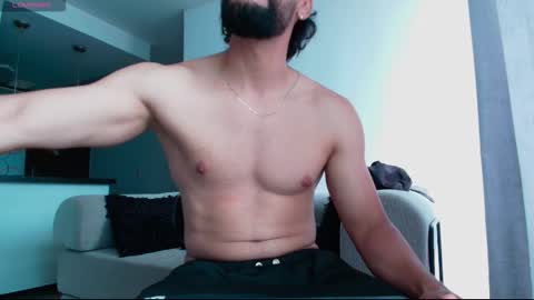 Snapshot of carlbadams96 chatting on 10-12-25, 07:02 sebasfit online show from 10-12-25, 07:02