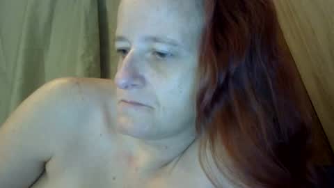 Snapshot of carleeswoman08 chatting on 02-07-25, 01:43 carleeswoman08 online show from 02-07-25, 01:43