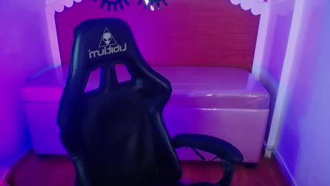 CARLYE   online show from 10-01-25, 03:12