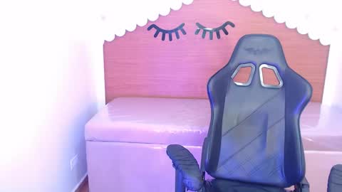 CARLYE   online show from 11-27-25, 03:41