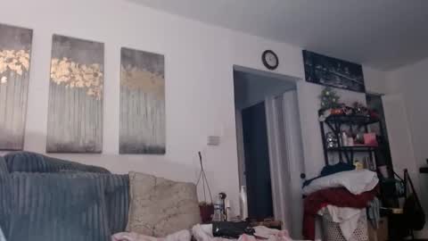 Snapshot of carliecreams chatting on 04-19-26, 12:48 Carlie online show from 04-19-26, 12:48